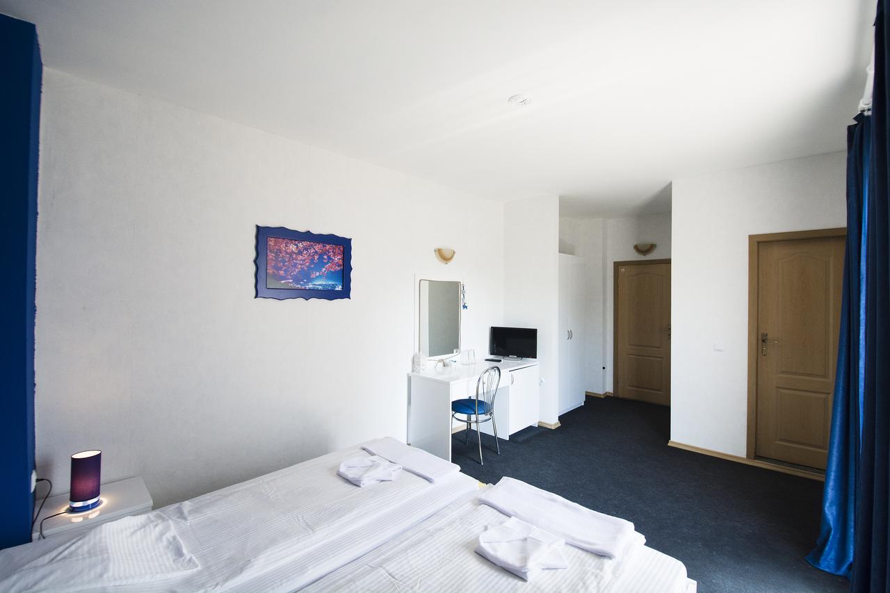 Family Hotel Four Seasons Царево Екстер'єр фото